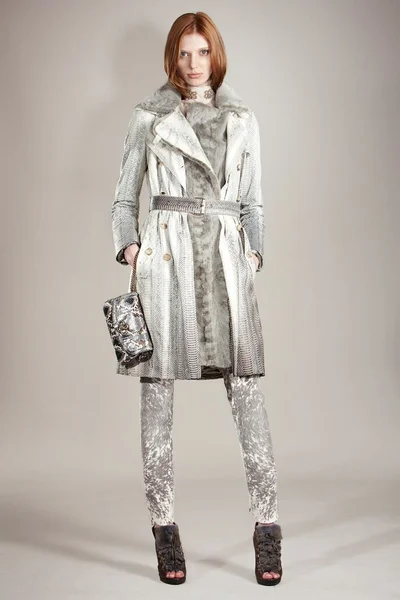 Look 10
